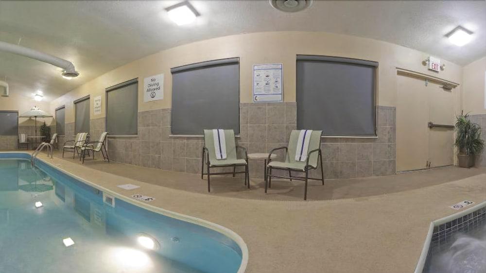 Holiday Inn Express & Suites Ashtabula-Geneva By Ihg Austinburg Exterior foto